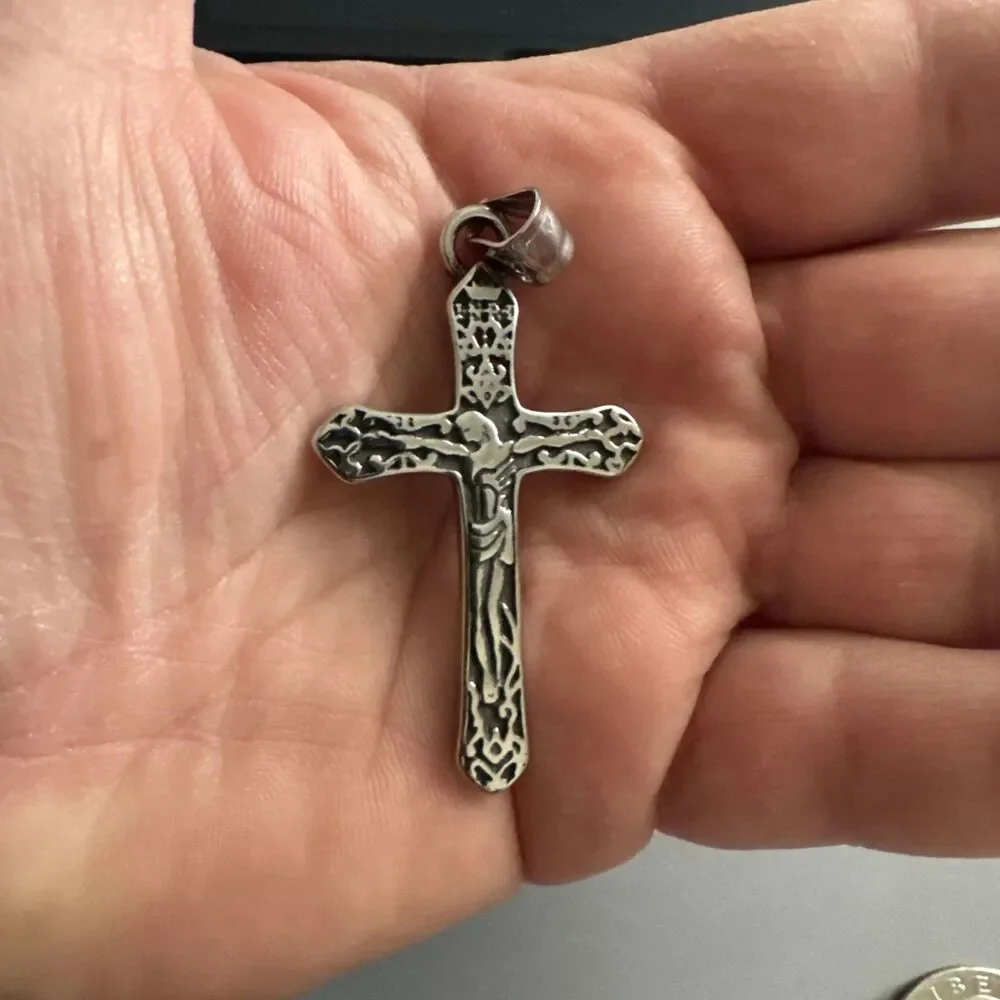 Cross Pendant Stainless Steel Jesus Christ Pendant Necklace Chain Gift Religious